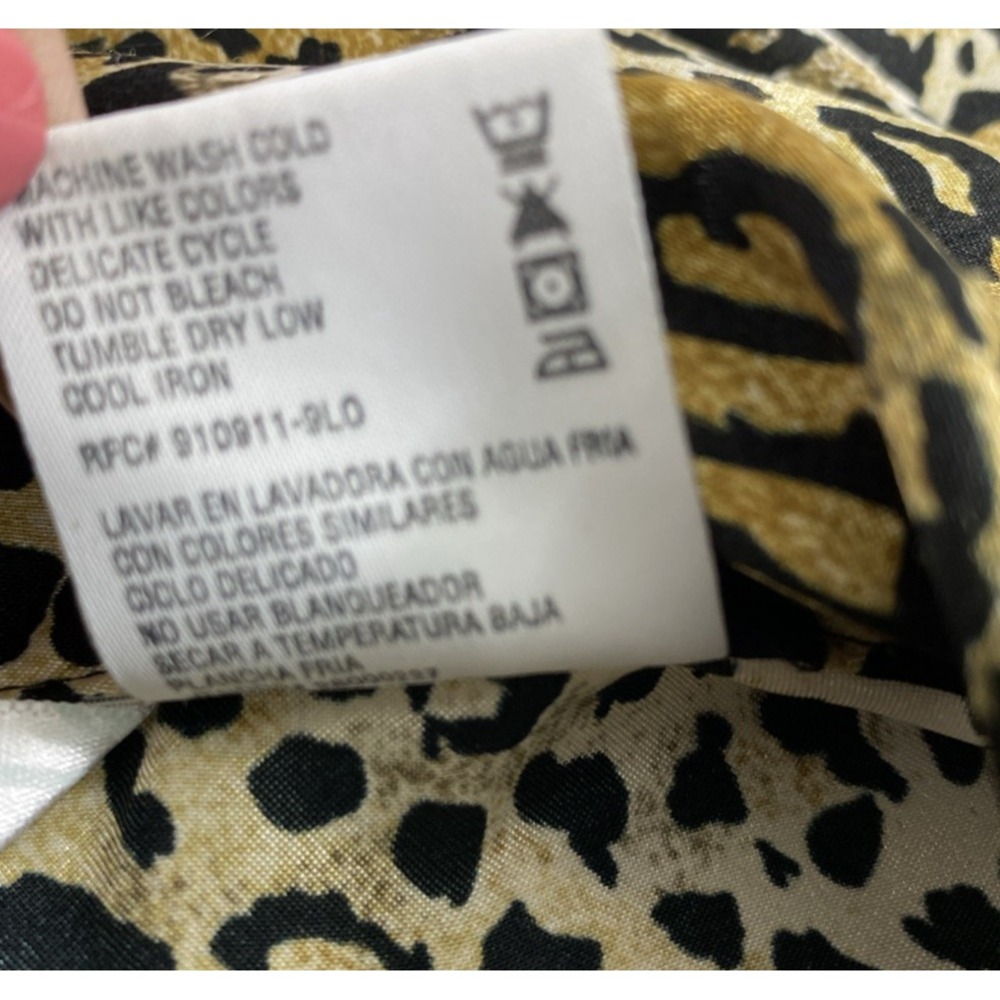 Secret‎ Treasures Pajama Set Womens Medium Satin Animal Print Top Black Bottoms - Picture 4 of 15